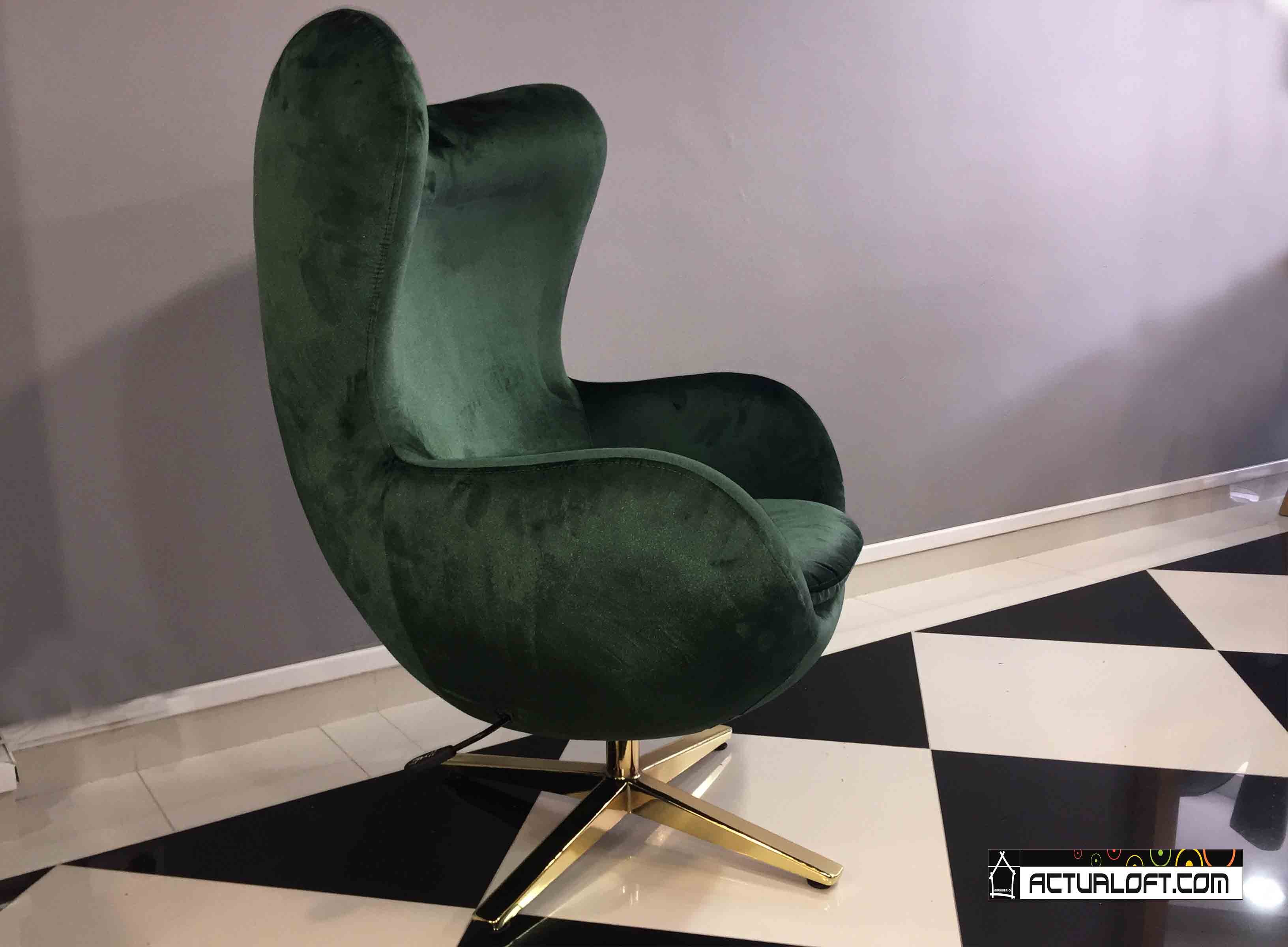 Silla huevo mecedora R.14